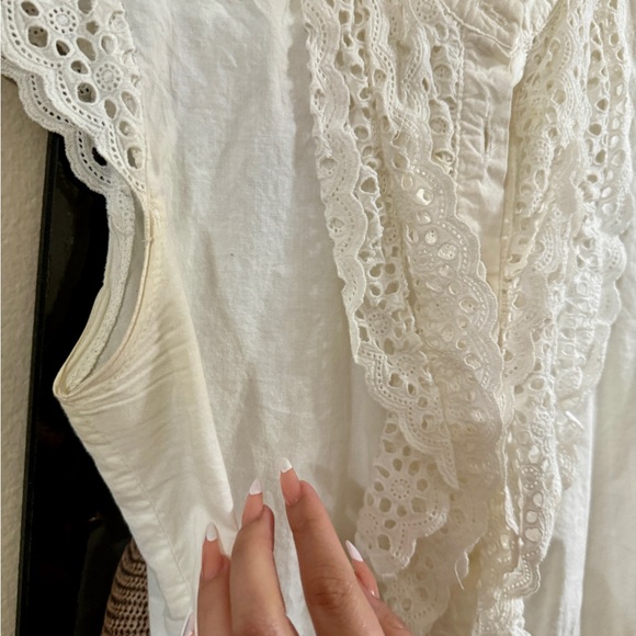 Rose Vine Vintage White Collar Tied Sleeveless Top - Picture 2 of 9